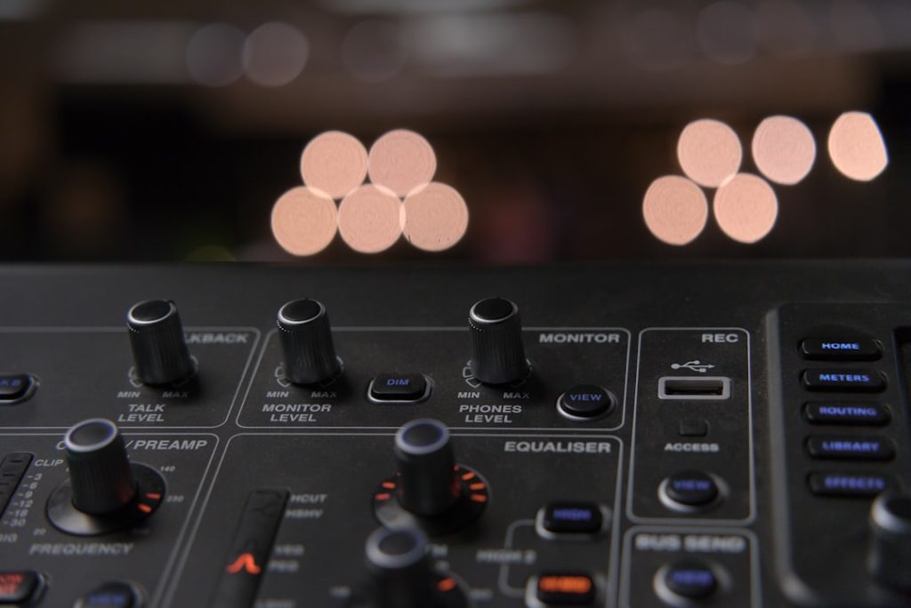 Alles over Menges en De Vries: Het autobedrijf uit Emmen