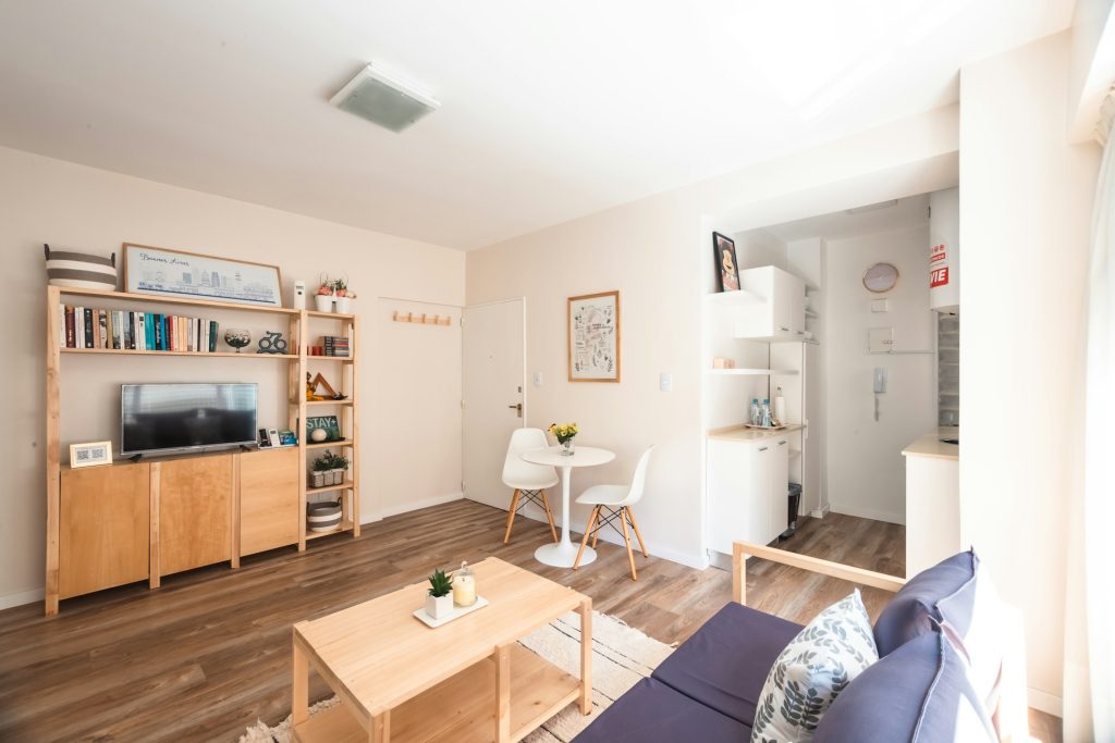 Warm wonen met houtpellets voelt logisch en comfortabel